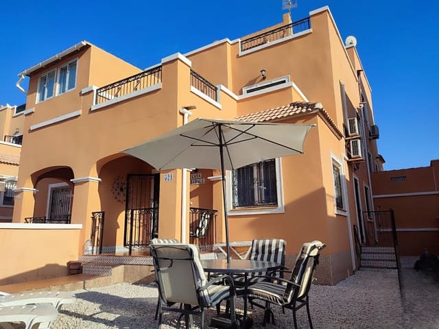 3 quarto Moradia para venda em Playa Flamenca, Orihuela com piscina garagem - 215 000 € (Ref: 9353830)