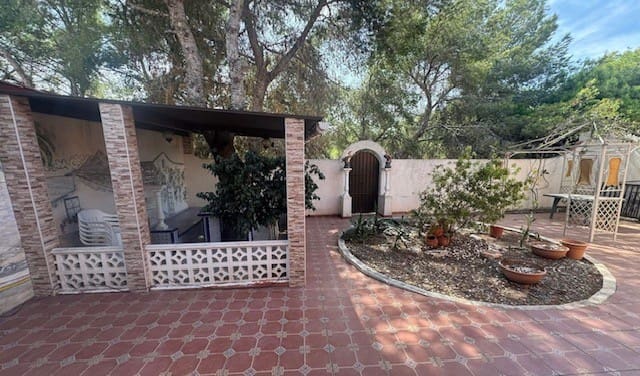 4 soverom Villa til salgs i Los Balcones med svømmebasseng garasje - € 330 000 (Ref: 9353831)