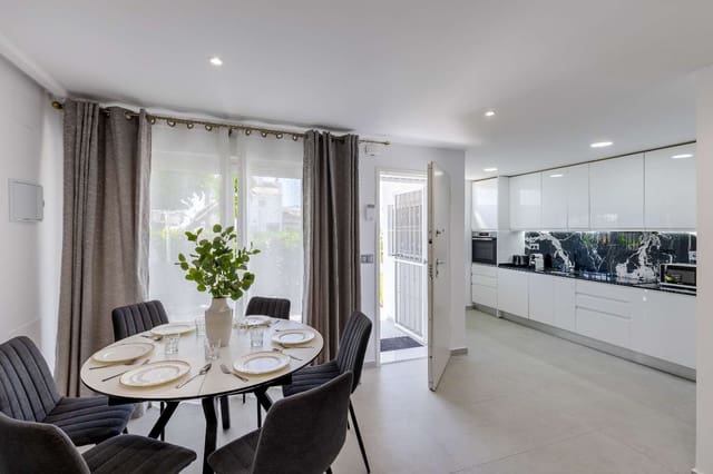 2 makuuhuone Bungalow myytävänä paikassa La Zenia, Orihuela - 175 000 € (Ref: 9360251)