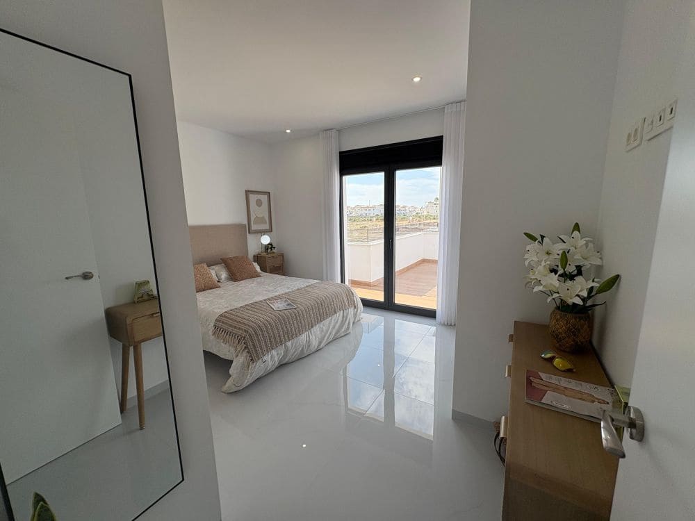 3 slaapkamer Villa te koop in Orihuela Costa met zwembad garage - € 399.000 (Ref: 9362830)