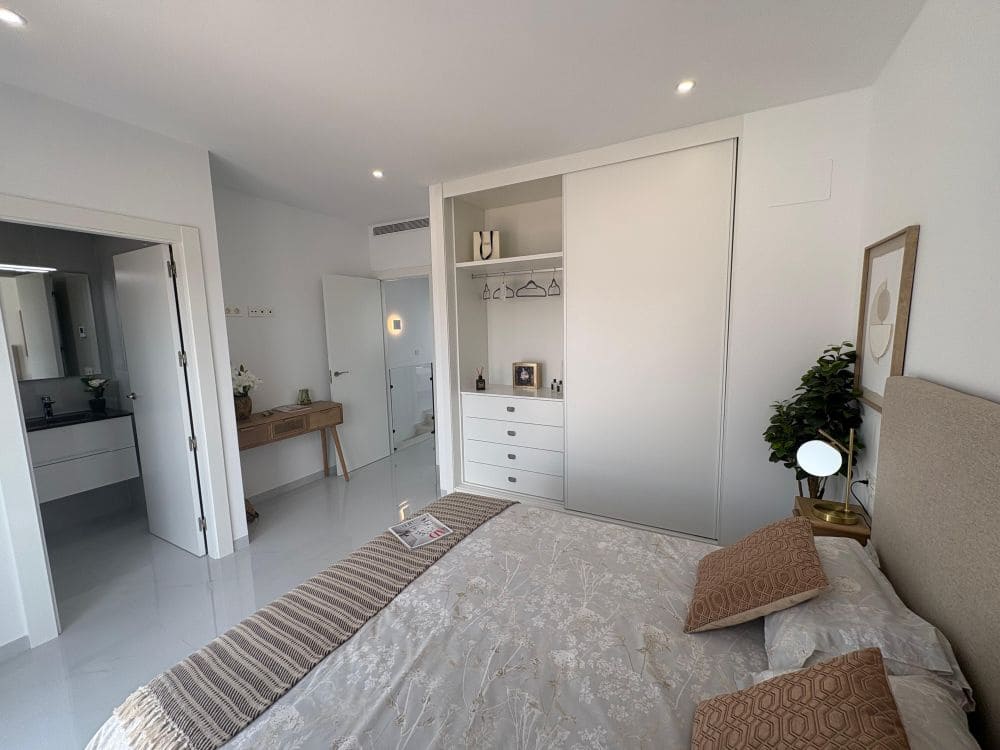 3 slaapkamer Villa te koop in Orihuela Costa met zwembad garage - € 399.000 (Ref: 9362830)