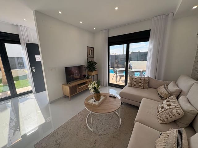 3 slaapkamer Villa te koop in Orihuela Costa, Orihuela met zwembad garage - € 399.000 (Ref: 9362830)