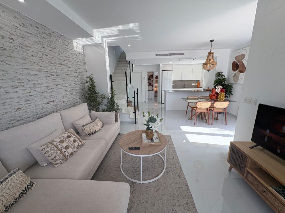 3 slaapkamer Villa te koop in Orihuela Costa met zwembad garage - € 399.000 (Ref: 9362830)