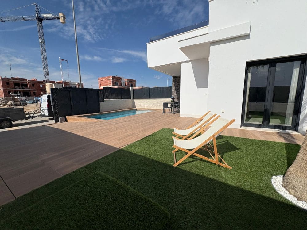 3 slaapkamer Villa te koop in Orihuela Costa met zwembad garage - € 399.000 (Ref: 9362830)