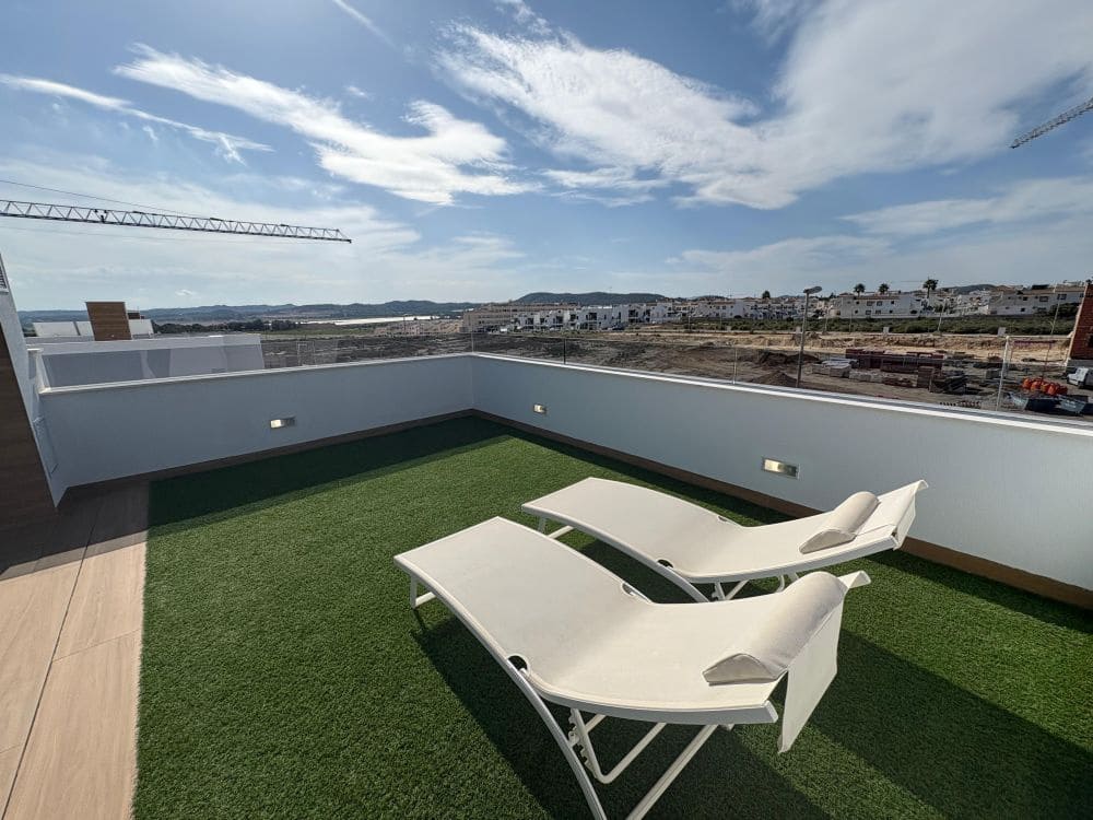 3 slaapkamer Villa te koop in Orihuela Costa met zwembad garage - € 399.000 (Ref: 9362830)