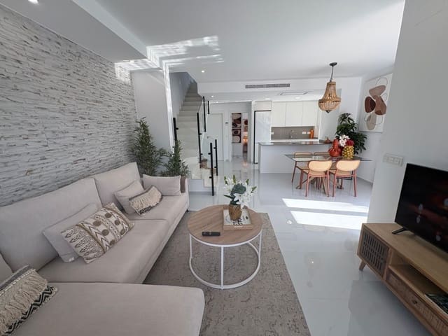 3 slaapkamer Villa te koop in Orihuela Costa, Orihuela met zwembad garage - € 399.000 (Ref: 9362830)