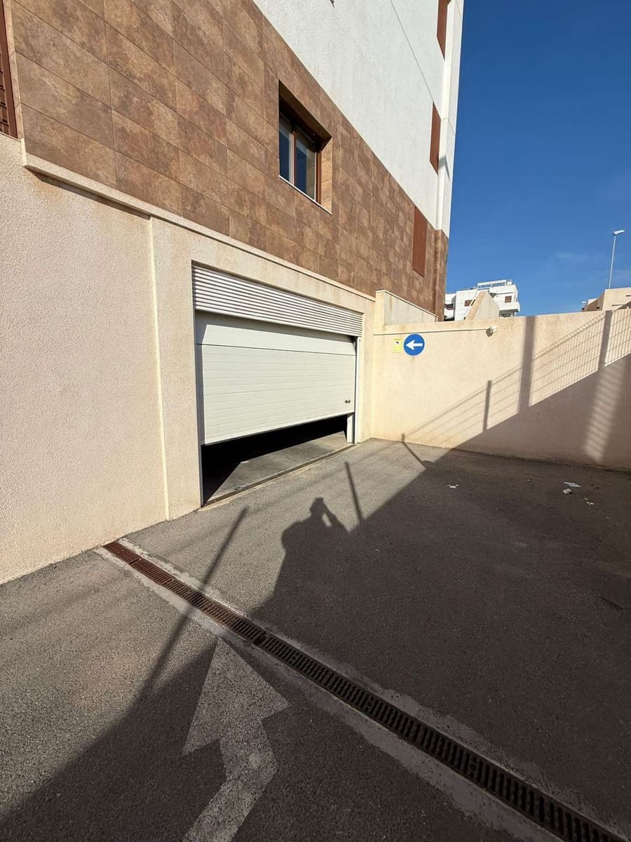 2 quarto Penthouse para venda em La Zenia com piscina garagem - 289 000 € (Ref: 9383568)