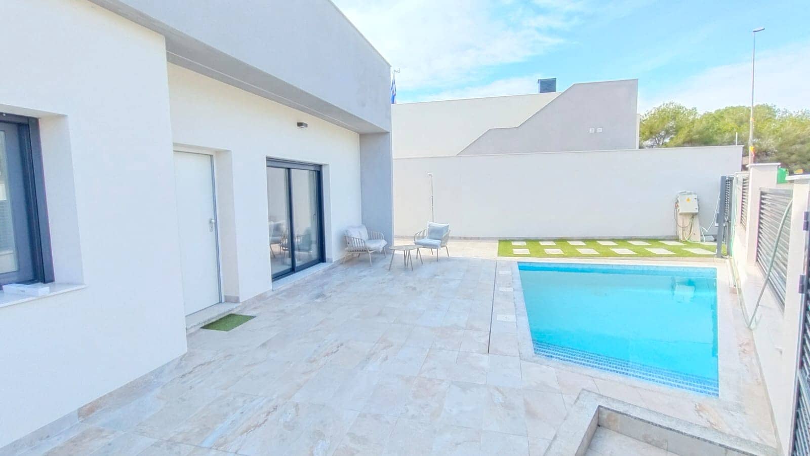 3 camera da letto Villa in vendita in Pinar de Campoverde con piscina garage - 422.000 € (Rif: 9384000)