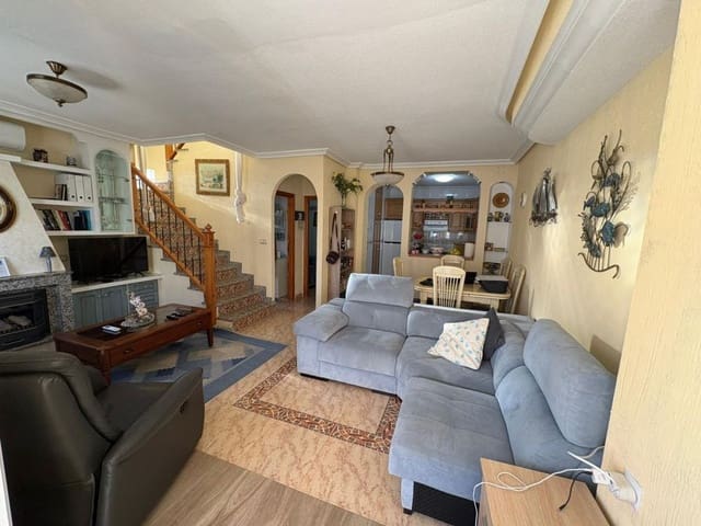 3 soveværelse Villa til salg i Villamartin, Orihuela med swimmingpool - € 249.995 (Ref: 9396315)