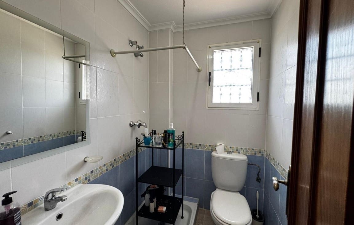 2 soveværelse Bungalow til salg i Playa Flamenca med swimmingpool garage - € 139.000 (Ref: 9396550)