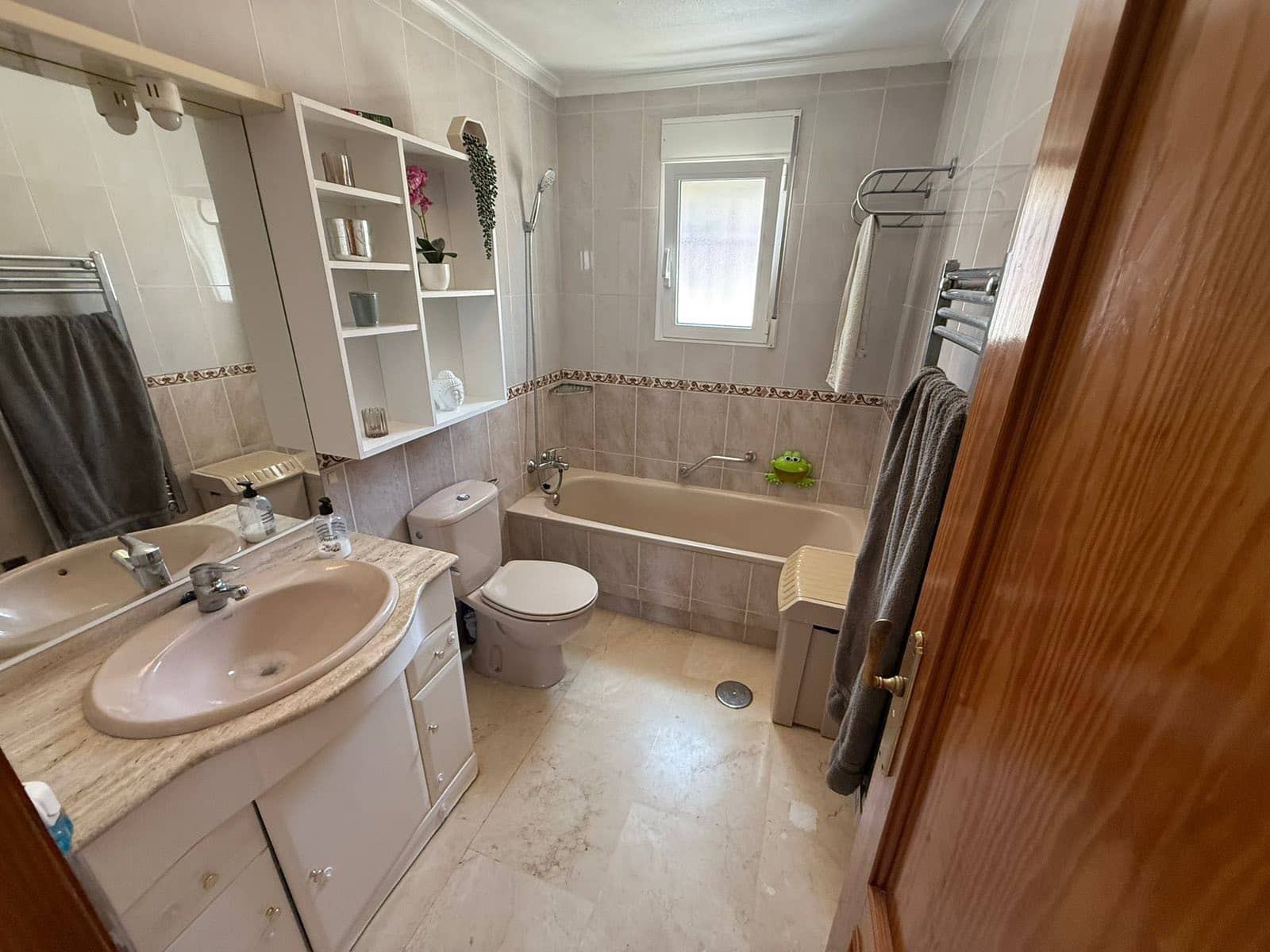 5 slaapkamer Villa te koop in Villamartin met zwembad garage - € 599.000 (Ref: 9398775)