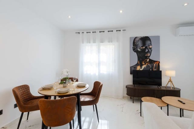 3 soveværelse Villa til salg i Villamartin, Orihuela med swimmingpool garage - € 299.000 (Ref: 9398776)