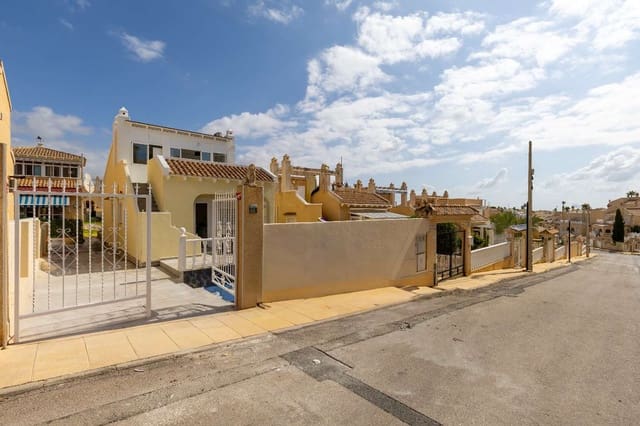 3 soveværelse Villa til salg i Villamartin, Orihuela med swimmingpool garage - € 299.000 (Ref: 9398776)