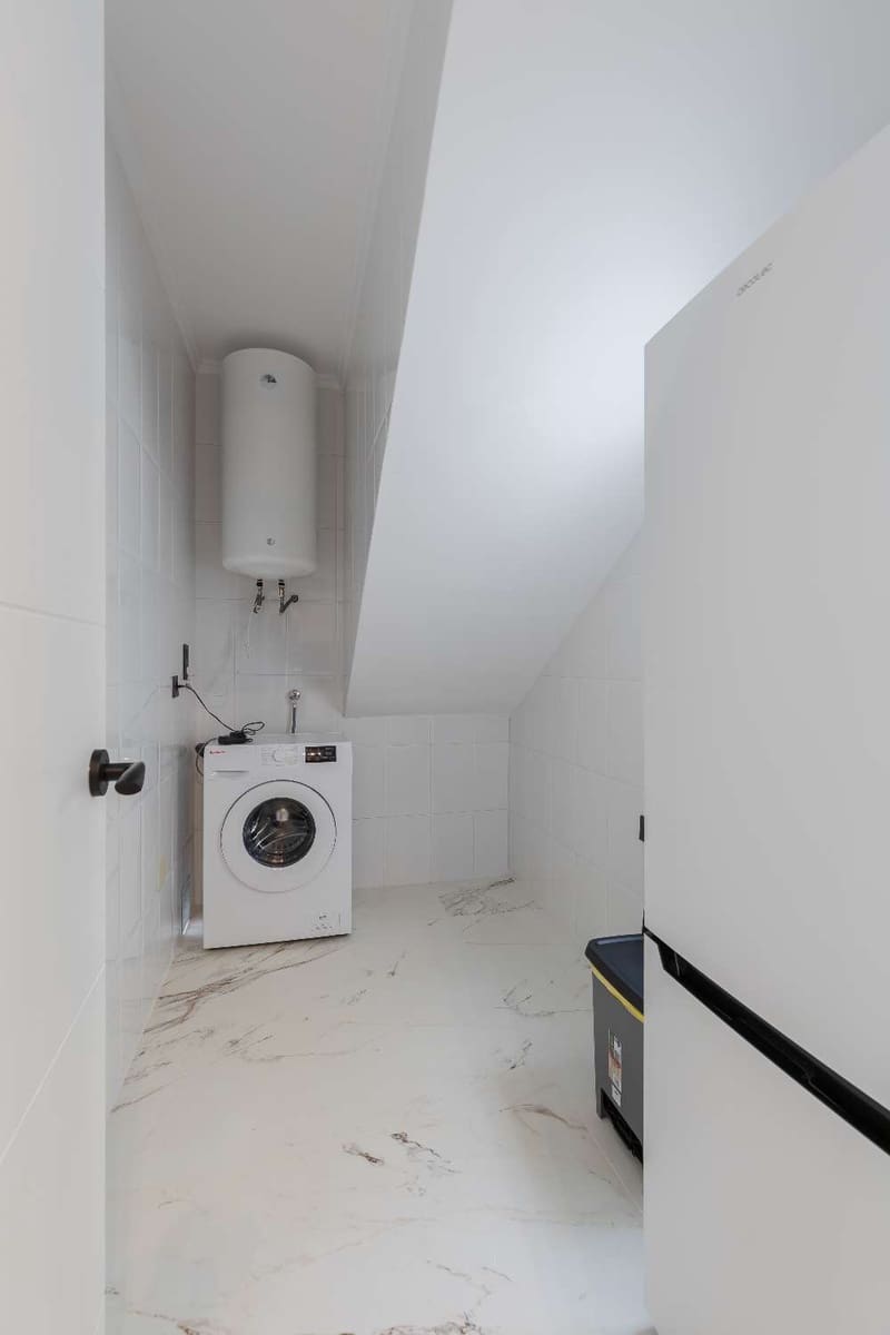 3 soveværelse Villa til salg i Villamartin med swimmingpool garage - € 299.000 (Ref: 9398776)