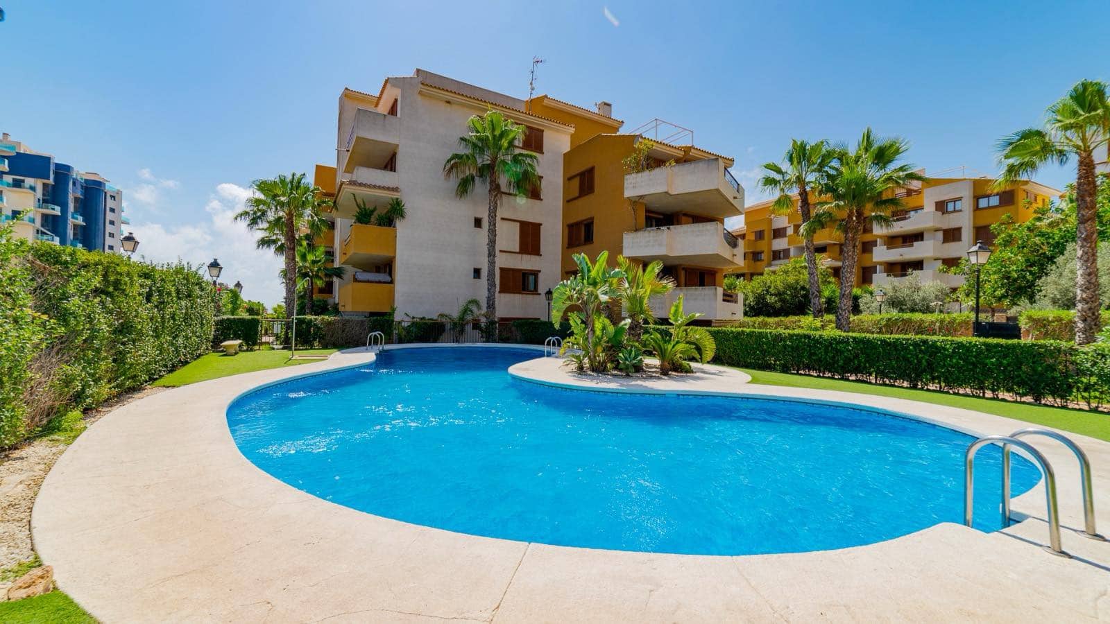 2 quarto Apartamento para venda em Playa Flamenca com piscina garagem - 259 000 € (Ref: 9398777)