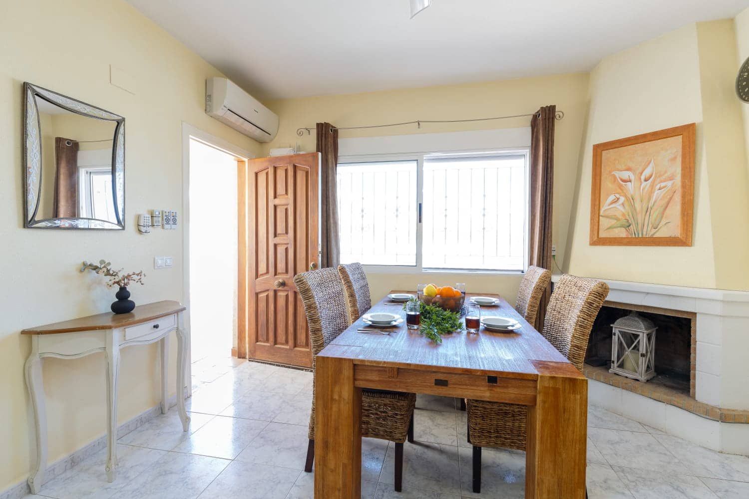 2 bedroom Villa for sale in Villamartin with pool garage - € 249,900 (Ref: 9401772)