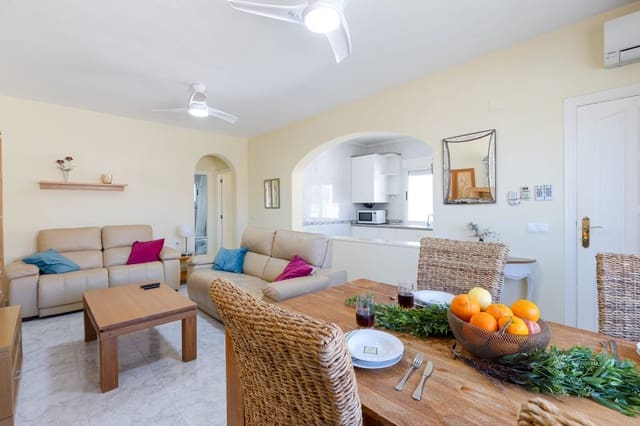 2 soveværelse Villa til salg i Villamartin, Orihuela med swimmingpool garage - € 249.900 (Ref: 9401772)