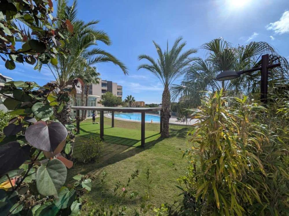 3 soverom Leilighet til salgs i La Zenia med svømmebasseng garasje - € 299 000 (Ref: 9403626)