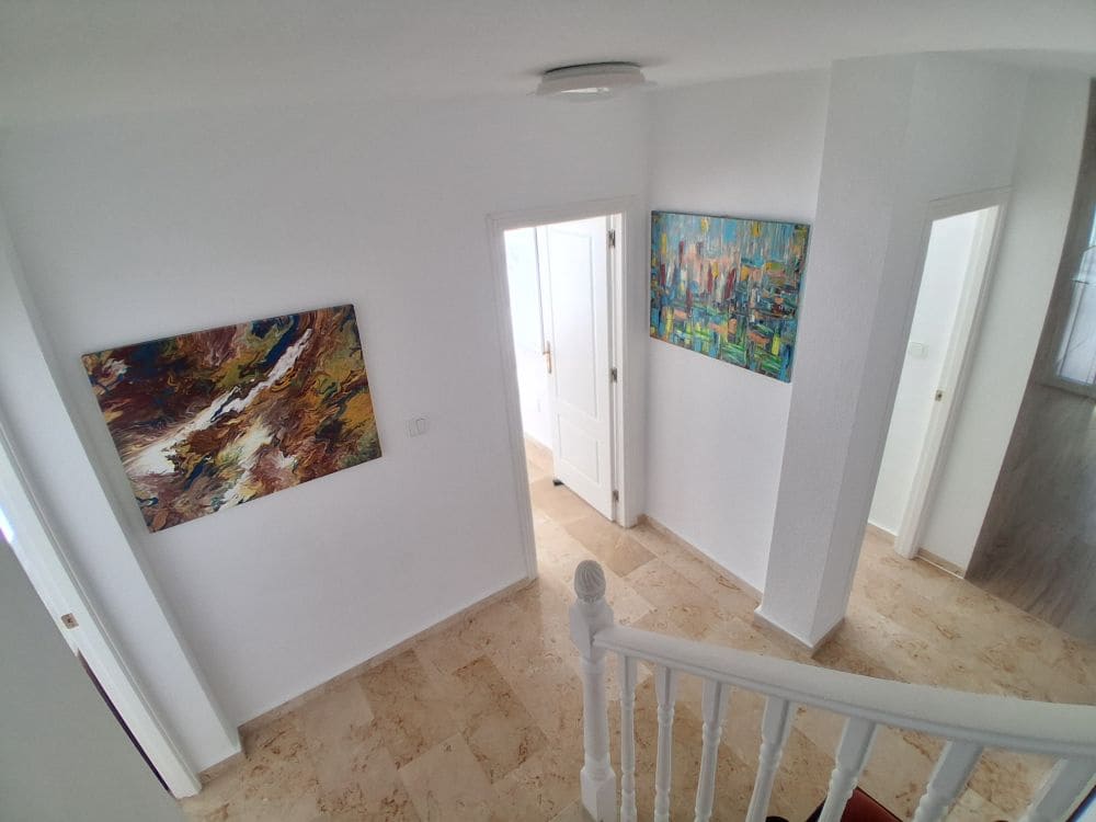 4 bedroom Villa for sale in Villamartin with pool garage - € 499,900 (Ref: 9403627)