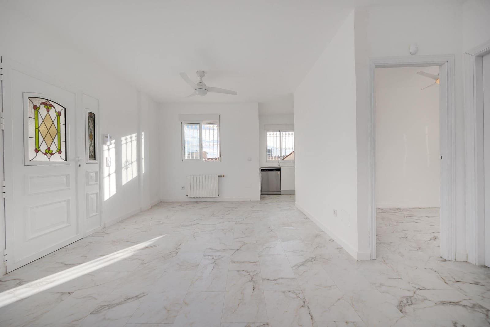 4 slaapkamer Villa te koop in La Zenia met garage - € 345.000 (Ref: 9412680)