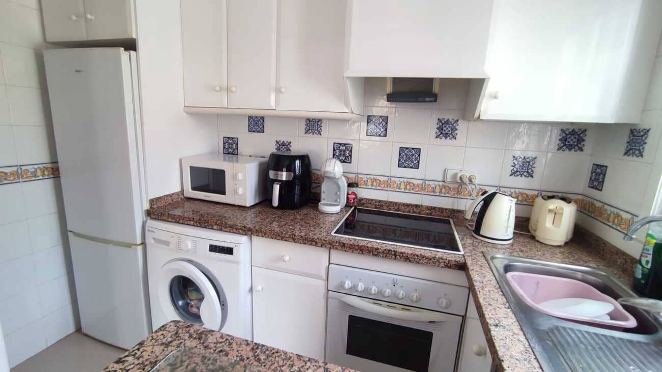 3 bedroom Villa for sale in Playa Flamenca with pool garage - € 249,000 (Ref: 9412681)