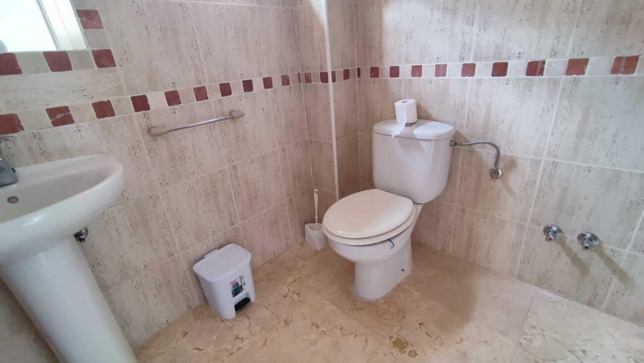 3 bedroom Villa for sale in Playa Flamenca with pool garage - € 249,000 (Ref: 9412681)