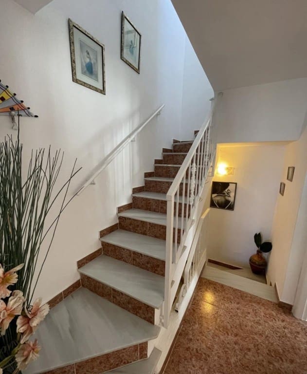 Chalet de 3 habitaciones en Playa Flamenca en venta con piscina garaje - 227.900 € (Ref: 9412682)