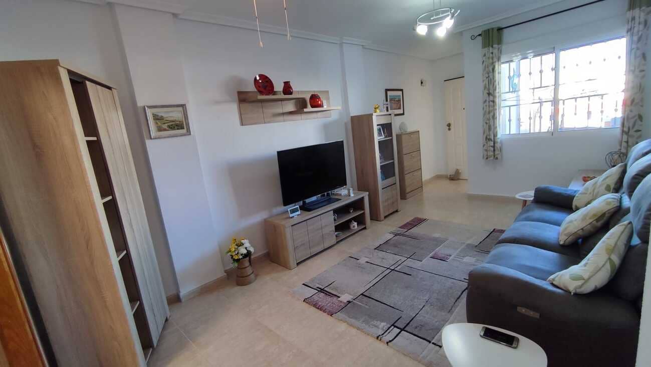 2 soveværelse Bungalow til salg i Playa Flamenca med swimmingpool - € 134.950 (Ref: 9449776)