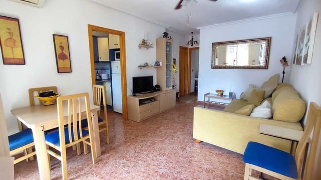 2 bedroom Bungalow for sale in Playa Flamenca, Orihuela with pool - € 129,000 (Ref: 9456541)