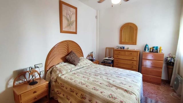 2 bedroom Bungalow for sale in Playa Flamenca, Orihuela with pool - € 129,000 (Ref: 9456541)