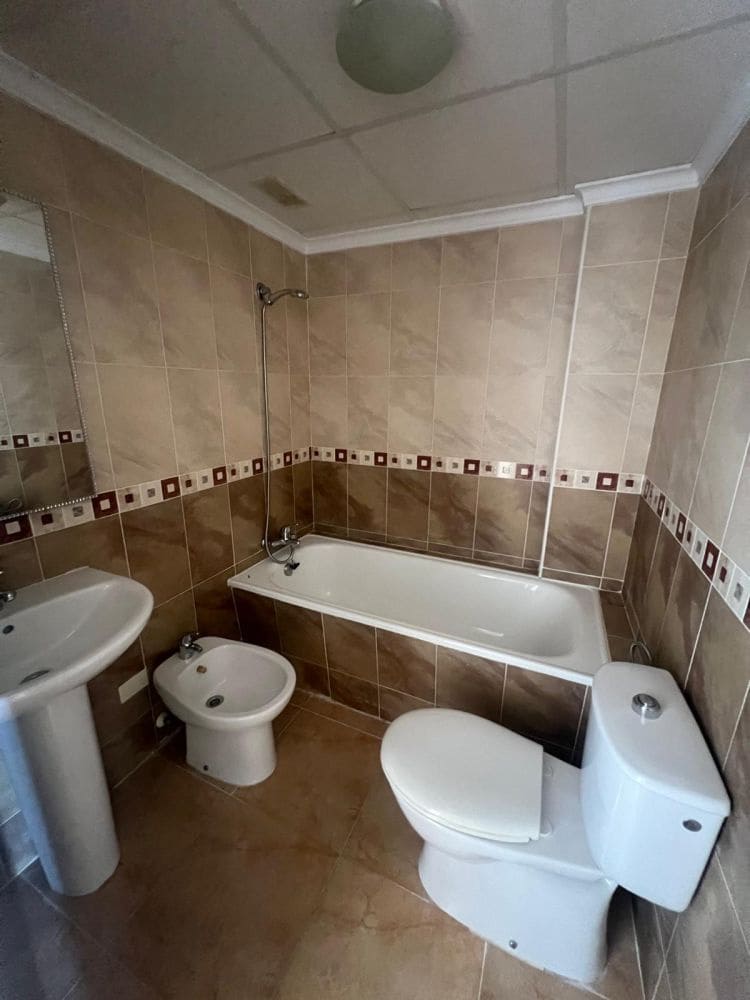 2 quarto Penthouse para venda em Playa Flamenca com piscina - 134 995 € (Ref: 9462806)