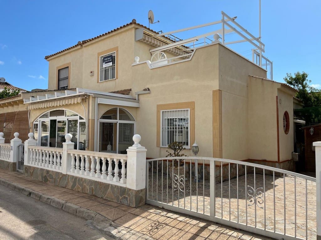 3 soverom Villa til salgs i Playa Flamenca med svømmebasseng garasje - € 209 000 (Ref: 9485363)