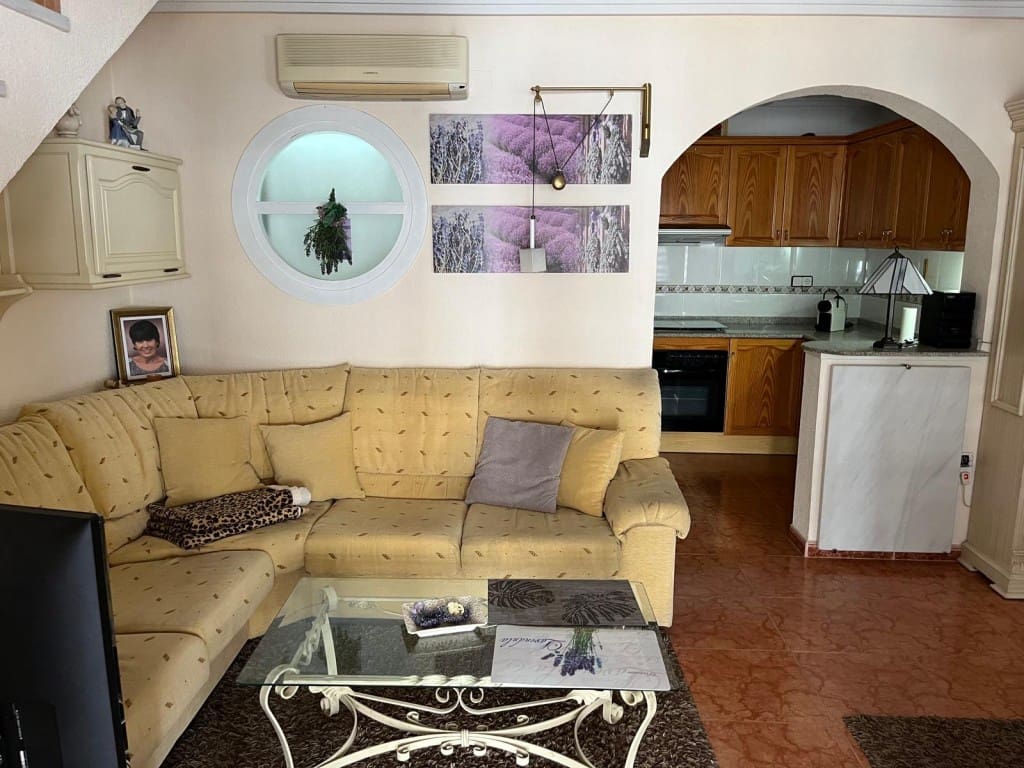 3 soverom Villa til salgs i Playa Flamenca med svømmebasseng garasje - € 209 000 (Ref: 9485363)