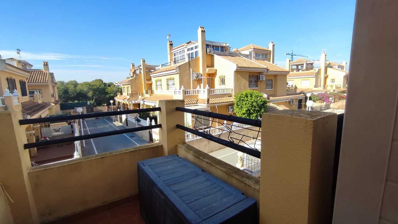 3 camera da letto Villa in vendita in Playa Flamenca con piscina garage - 184.950 € (Rif: 9488455)