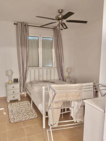 3 slaapkamer Villa te koop in Villamartin, Orihuela met zwembad - € 175.000 (Ref: 9488456)