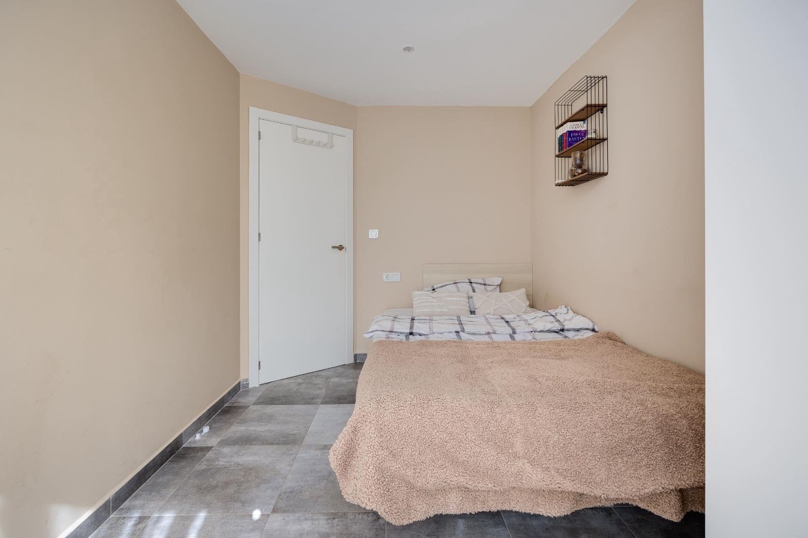 3 soveværelse Penthouse til salg i Torrevieja - € 180.000 (Ref: 9488457)