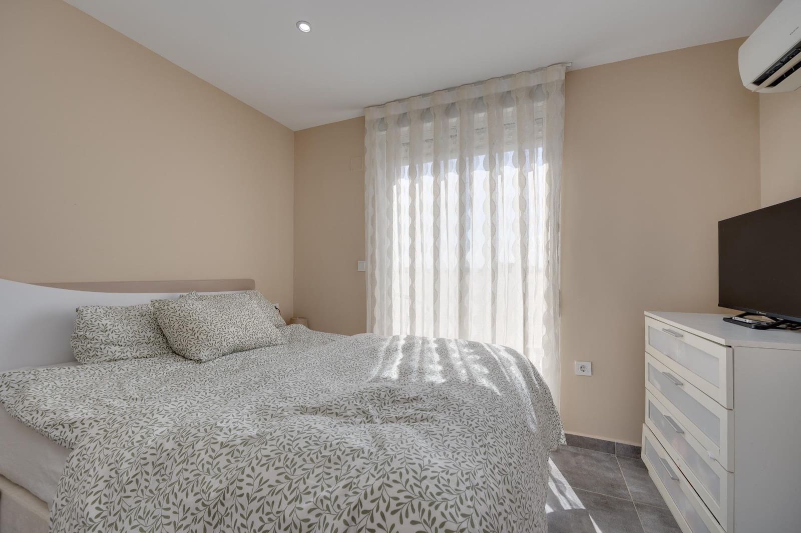 3 soveværelse Penthouse til salg i Torrevieja - € 180.000 (Ref: 9488457)