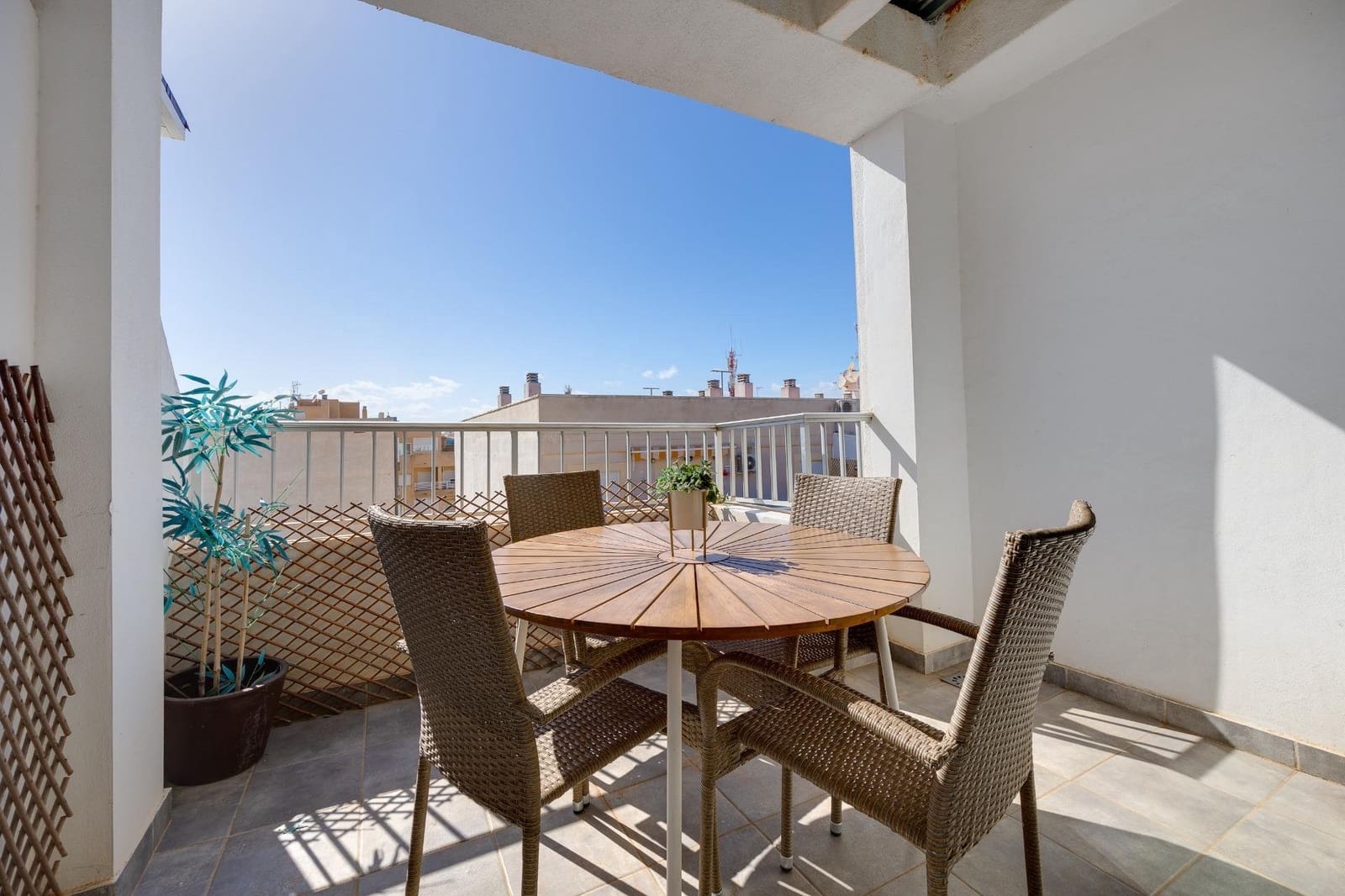 3 soveværelse Penthouse til salg i Torrevieja - € 180.000 (Ref: 9488457)