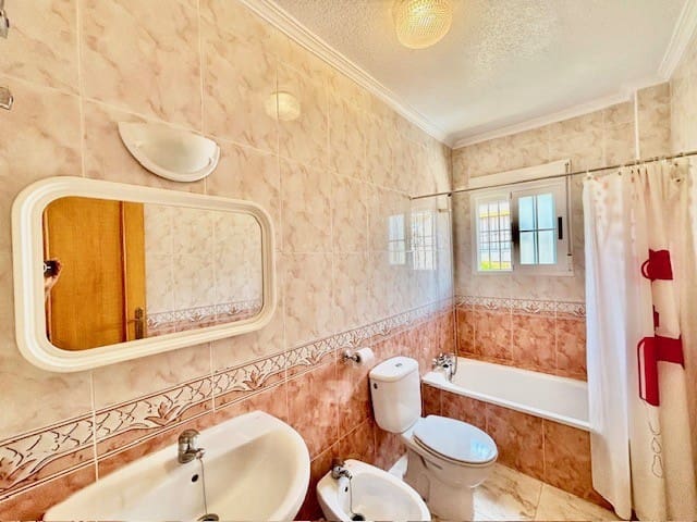 2 sypialnia Willa na sprzedaż w Cabo Roig, Orihuela z basenem - 159 999 € (Ref: 9506445)