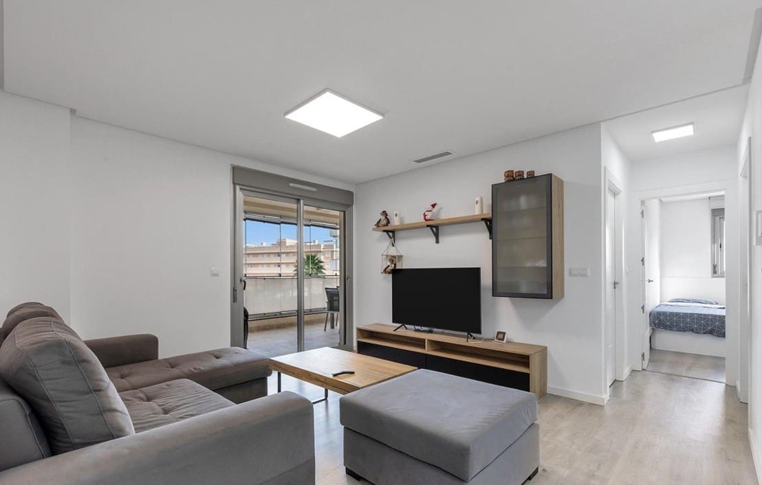 3 sovrum Lägenhet till salu i La Zenia med pool garage - 269 000 € (Ref: 9569244)