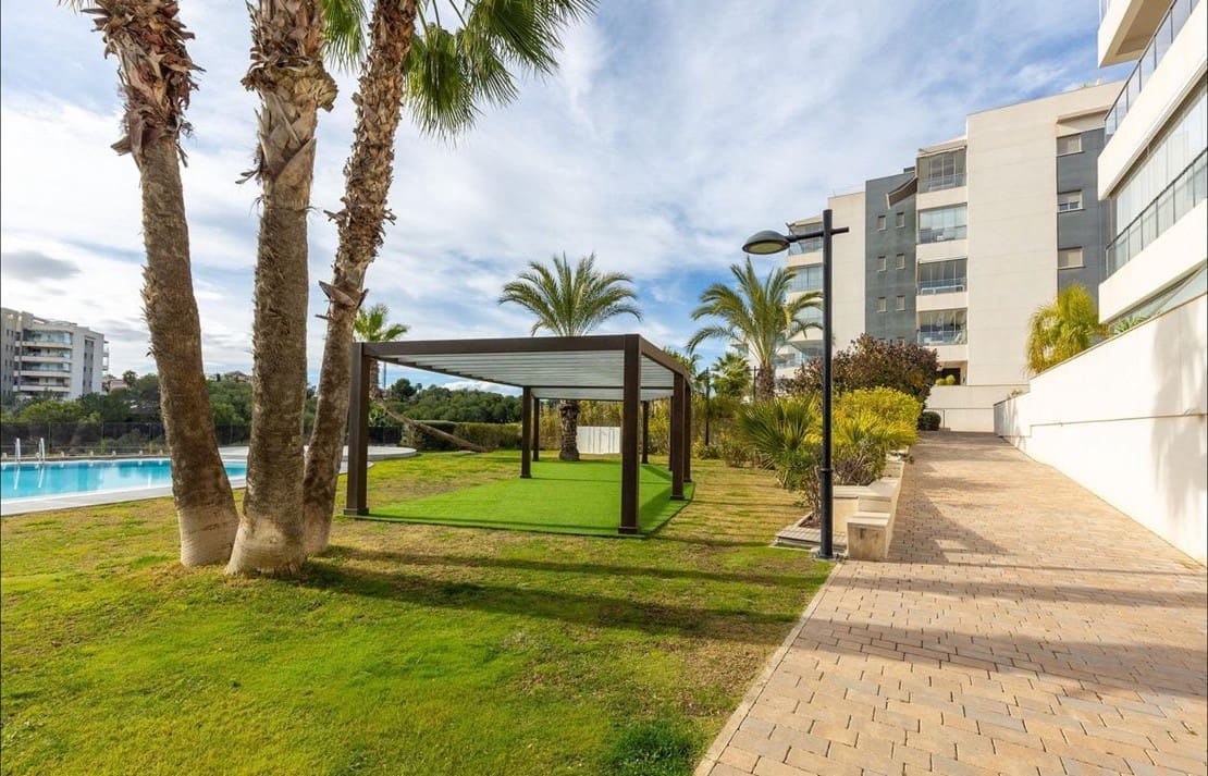 3 sovrum Lägenhet till salu i La Zenia med pool garage - 269 000 € (Ref: 9569244)