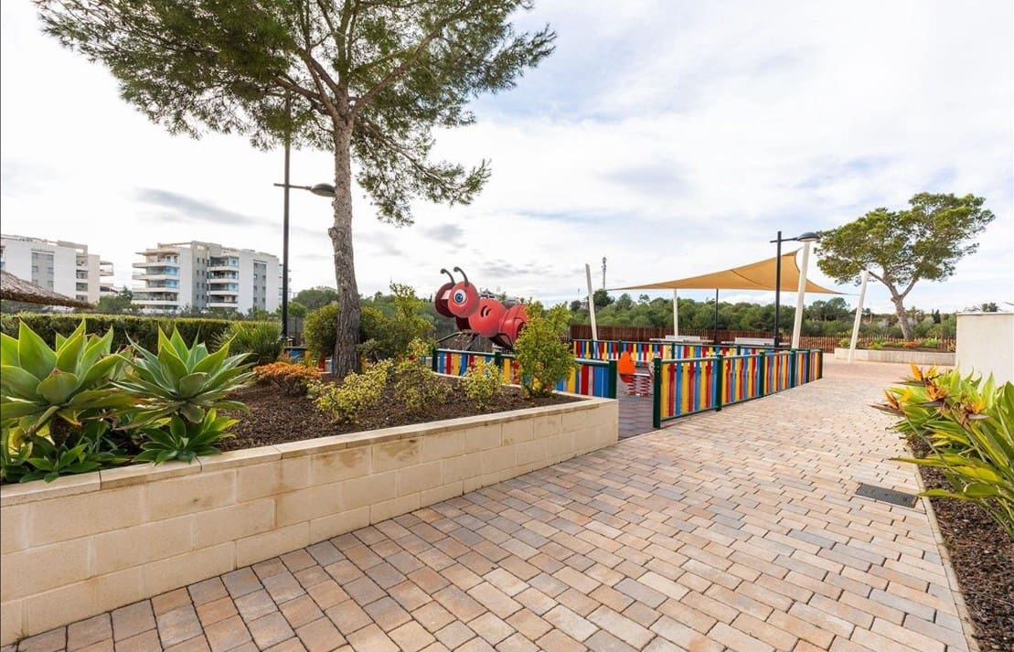 3 sovrum Lägenhet till salu i La Zenia med pool garage - 269 000 € (Ref: 9569244)