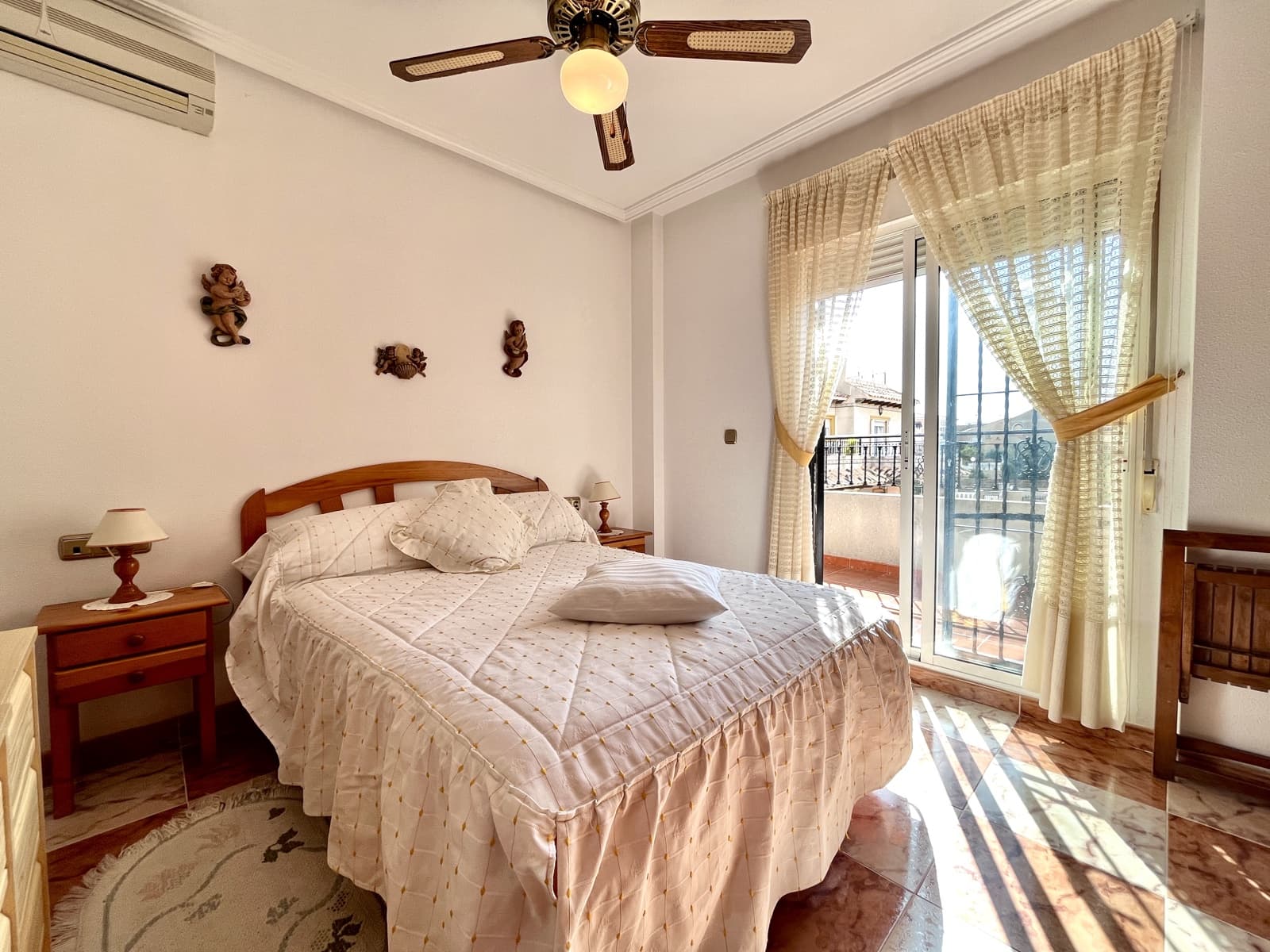 3 chambre Villa/Maison à vendre à La Zenia avec piscine garage - 229 000 € (Ref: 9579160)