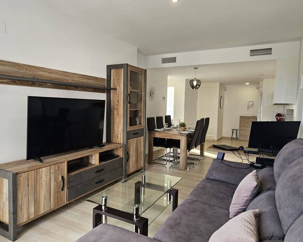 2 quarto Apartamento para venda em Villamartin com piscina garagem - 210 000 € (Ref: 9584630)