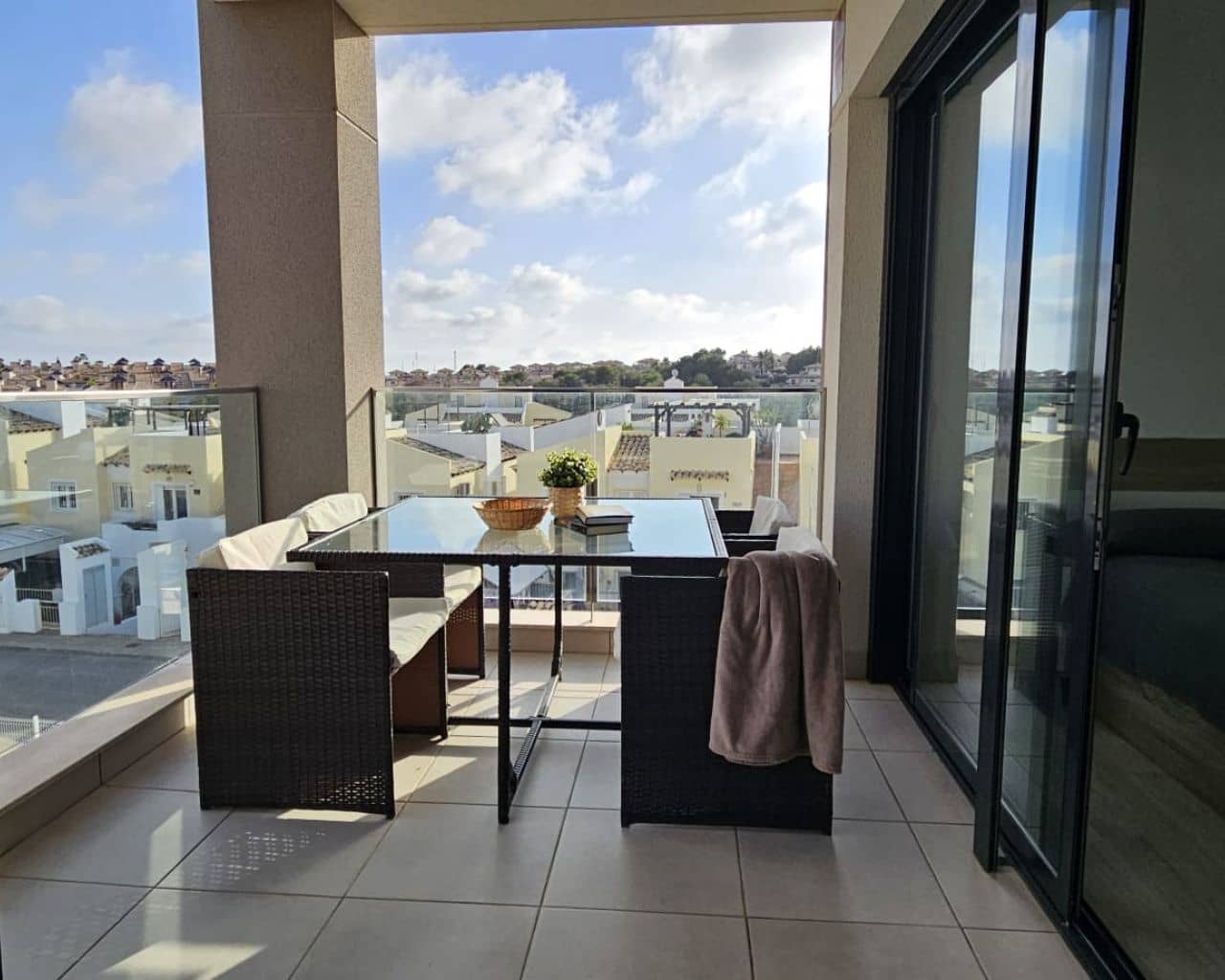 2 quarto Apartamento para venda em Villamartin com piscina garagem - 210 000 € (Ref: 9584630)