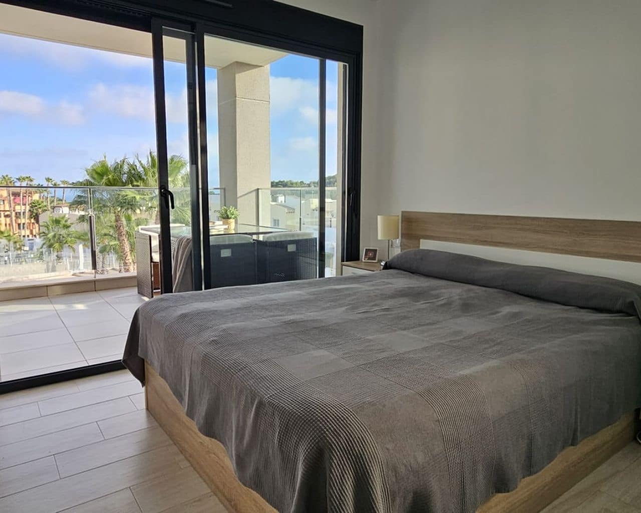 2 quarto Apartamento para venda em Villamartin com piscina garagem - 210 000 € (Ref: 9584630)