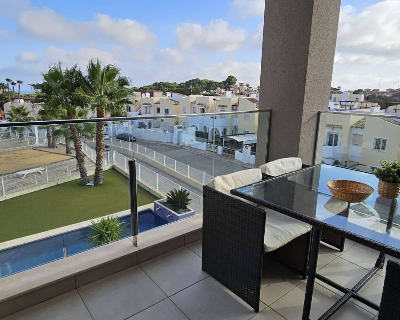 2 quarto Apartamento para venda em Villamartin com piscina garagem - 210 000 € (Ref: 9584630)