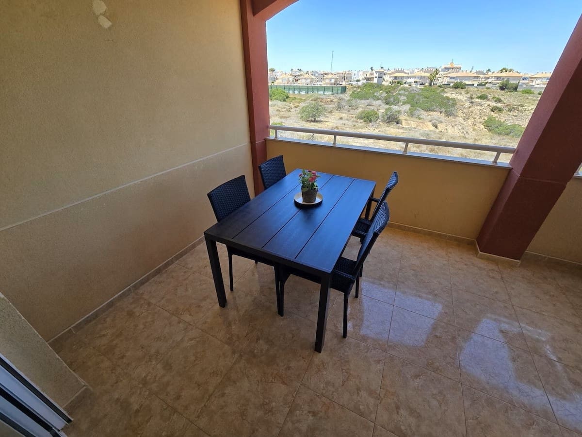2 Zimmer Apartment zu verkaufen in La Mata mit Pool - 149.900 € (Ref: 9605410)