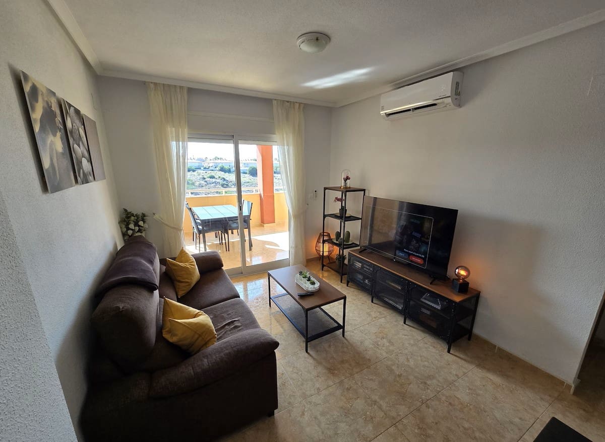 2 Zimmer Apartment zu verkaufen in La Mata mit Pool - 149.900 € (Ref: 9605410)