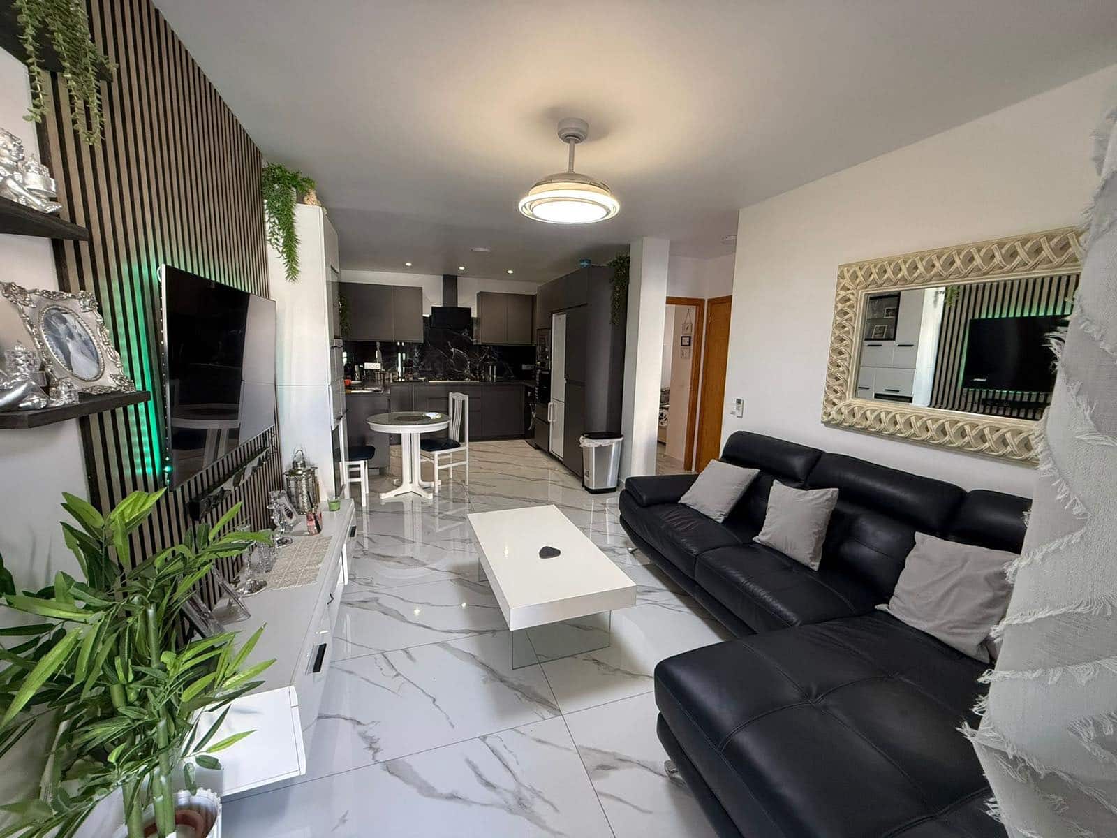 2 soverom Villa til salgs i Torrevieja med svømmebasseng garasje - € 159 000 (Ref: 9609955)